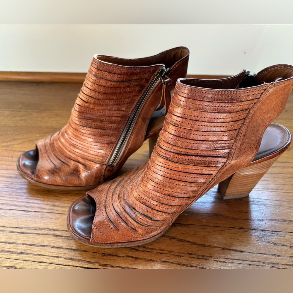 Paul Green Ankle open toe booties